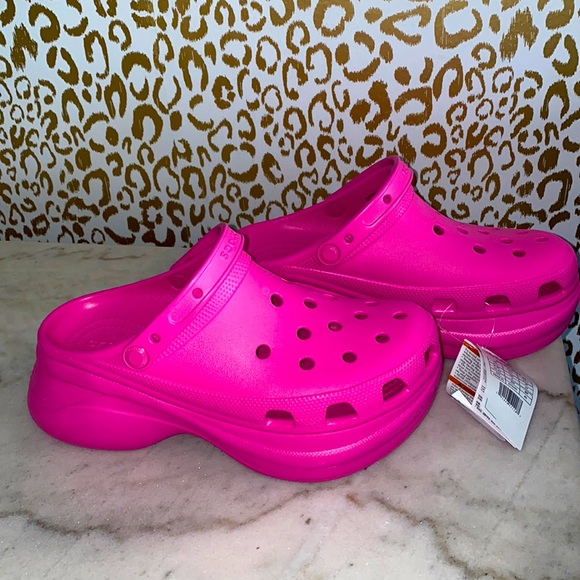 hot pink platform crocs